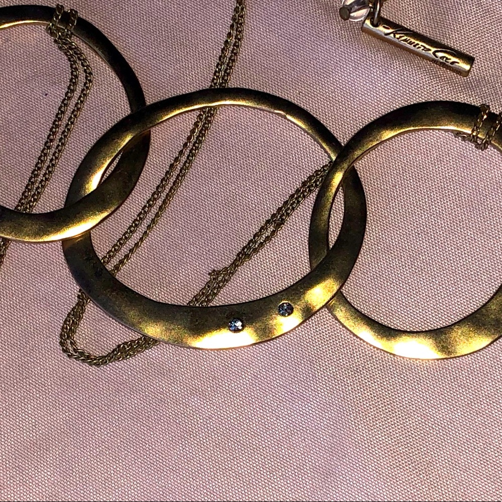 Gold modern linked 3 circle necklace w gemstones